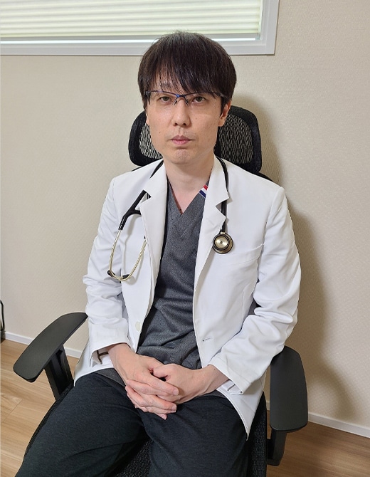 佐藤　友哉